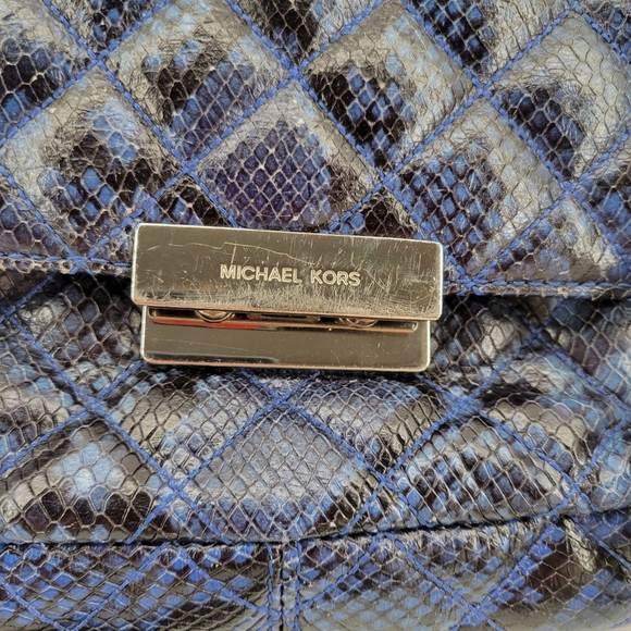 Michael Kors quilted purse blue black snakeskin - Picture 2 of 6